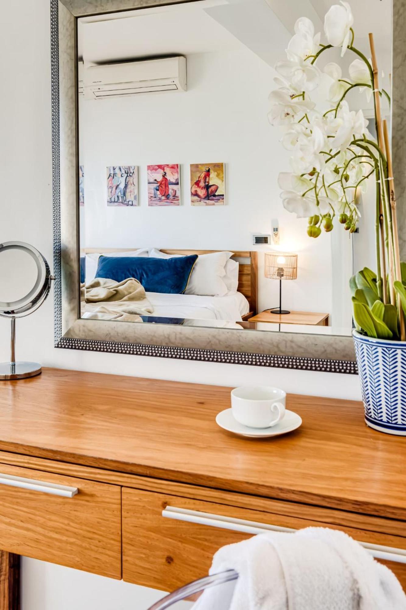 Camps Bay Terrace Suite Cape Town Exterior photo